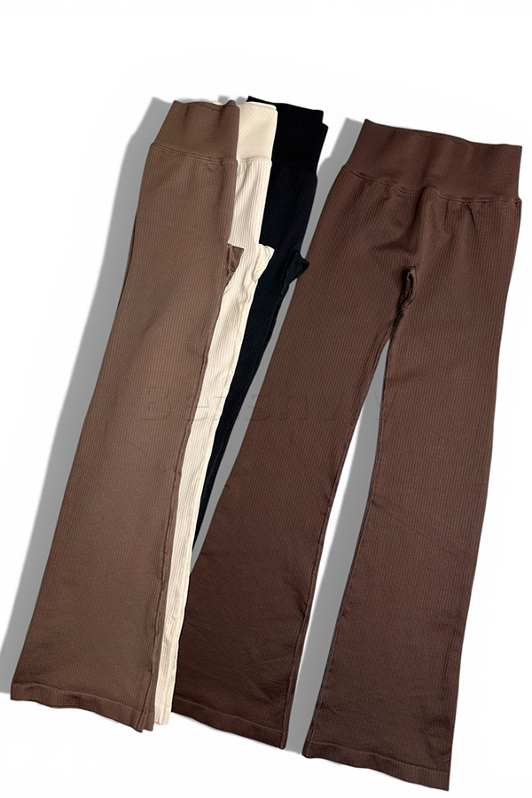 Безшовні лосини кльош оптом KOLGOTOFF Leggings DEFINE FLARED RIBBED LUXE